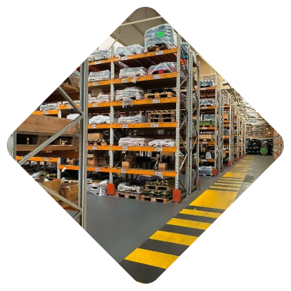 Steel fittings and flanges in the warehouse